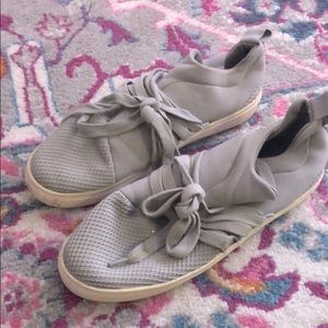 Steve Madden Tennis Shoes